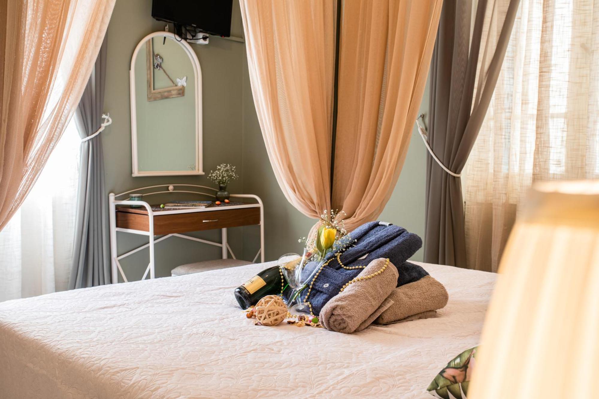 אתונה Alegria Simple Economy Rooms מראה חיצוני תמונה